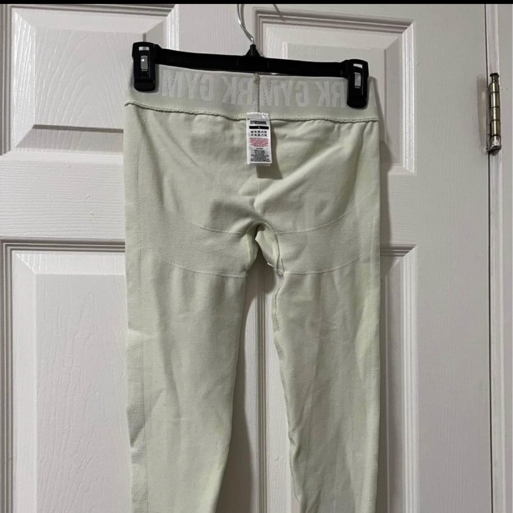 Gymshark mid waist green legging